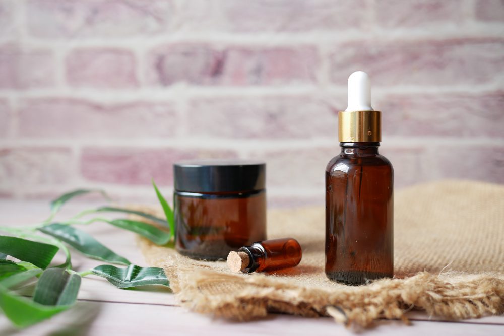 cosmetics ingredients - castor oil